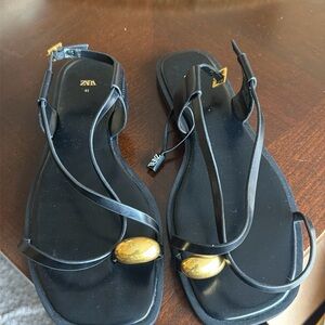 Zara Strappy Black and Gold Sandals NWT size 41